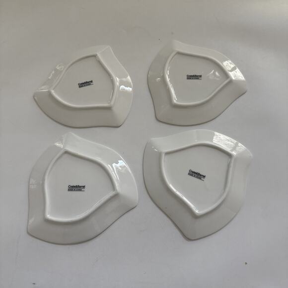 Crate & Barrel Set of 4 Triangle Appetizer Plates White Modern Desert - Picture 4 of 7